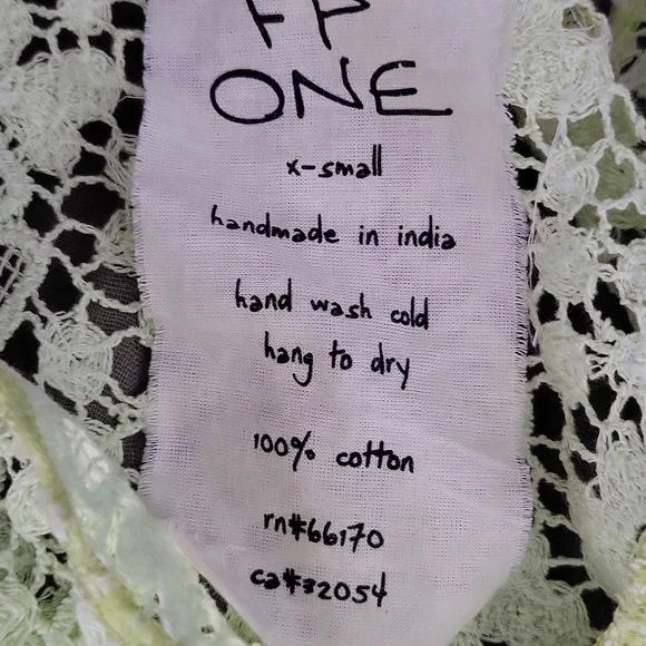 WILL BE GONE SOON) NWOT, "Flower embriodered top) - Picture 8 of 13